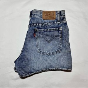 Levi’s jean shorts